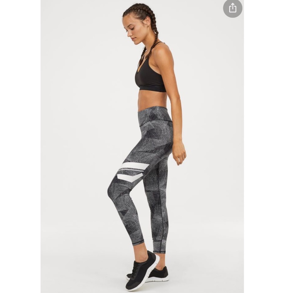 H&M Sports Tights Leggings - Black/White - Ladies. NWT. Size Medium.